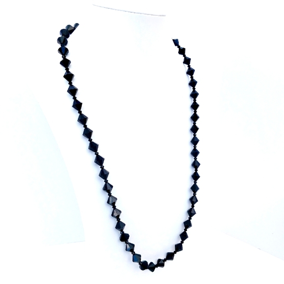 BLACK GLASS NECKLACE faceted goldtone clasp - Picture 1 of 5